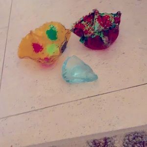Crystals and bowls!(really needs the money)